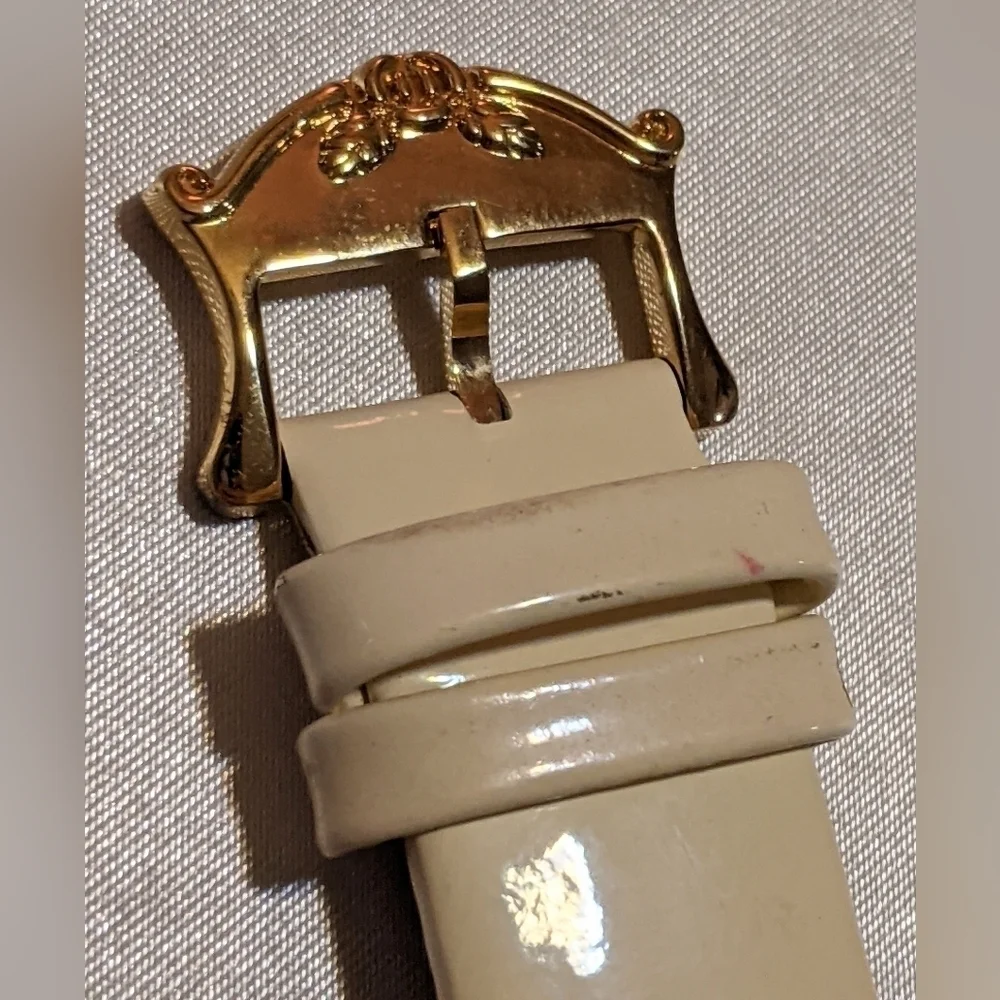 Betsey Johnson Quartz Analog Ladies Watch Gold Tone BJ2137 Patent Leather